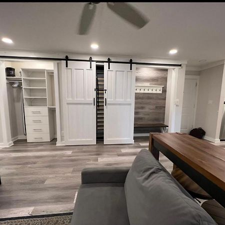 Appartamento Cozy Haven In The Clouds Atlanta Esterno foto