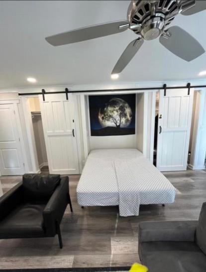 Appartamento Cozy Haven In The Clouds Atlanta Esterno foto
